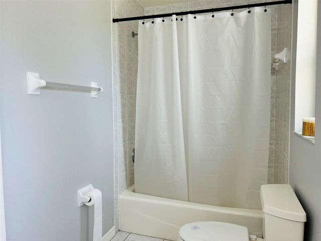 304 PINE GLEN COURT, Englewood, FL 34223