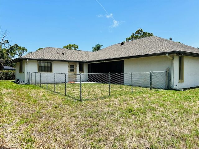 304 PINE GLEN COURT, Englewood, FL 34223