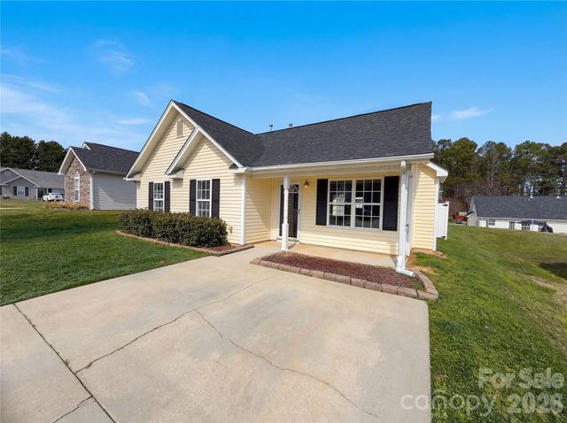 6028 Bradford Court, Dallas, NC 28034