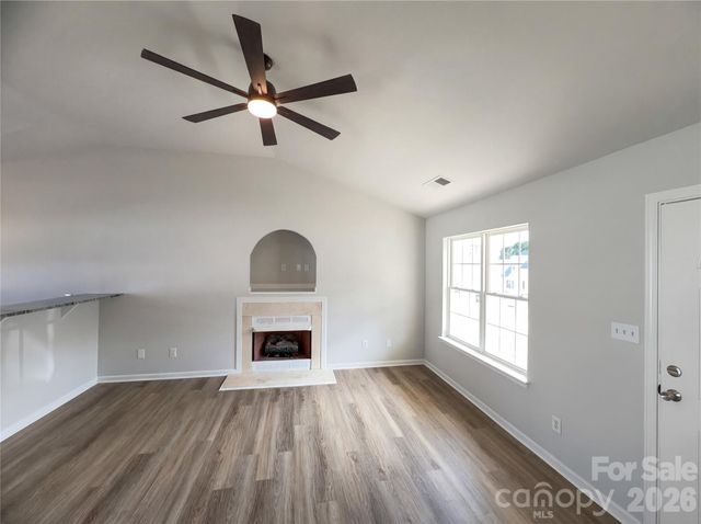 6028 Bradford Court, Dallas, NC 28034