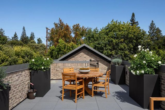 160 Waverley Street, Palo Alto, CA 94301