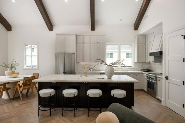 160 Waverley Street, Palo Alto, CA 94301