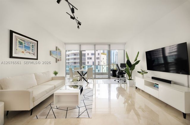1331 Brickell Bay Dr 904, Miami, FL 33131
