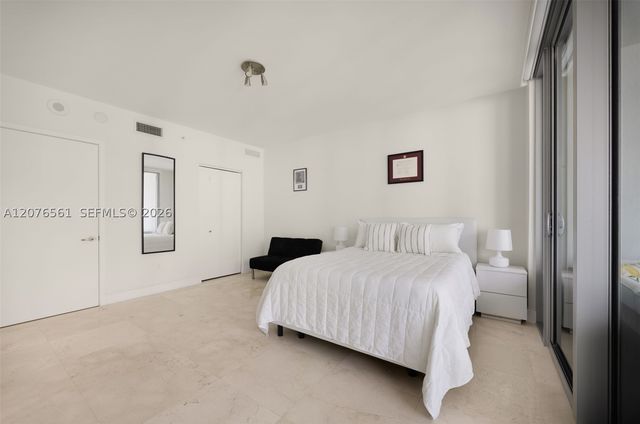 1331 Brickell Bay Dr 904, Miami, FL 33131