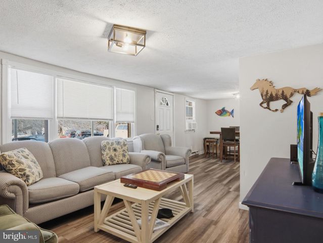 64-86-108 BEAMER LN, Harpers Ferry, WV 25425