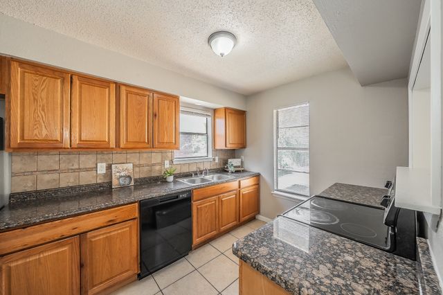 3029 Montclair Place, Denton, TX 76209