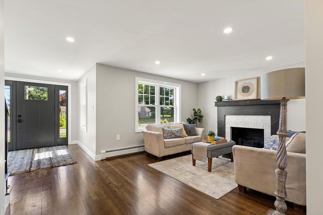 71 Converse St, Wakefield, MA 01880