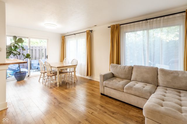 7204 Long Boat Drive, Indianapolis, IN 46250