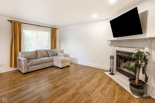 7204 Long Boat Drive, Indianapolis, IN 46250