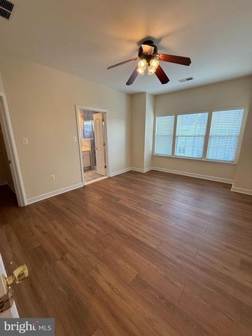 708 REDGATE LN, Woodbridge, VA 22191