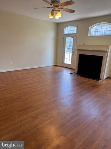 708 REDGATE LN, Woodbridge, VA 22191