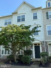 708 REDGATE LN, Woodbridge, VA 22191