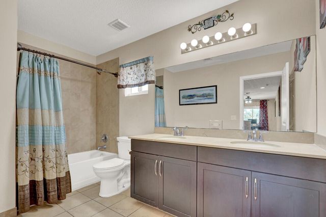 4701 Foxtail Palm Court, Lake Worth, FL 33463