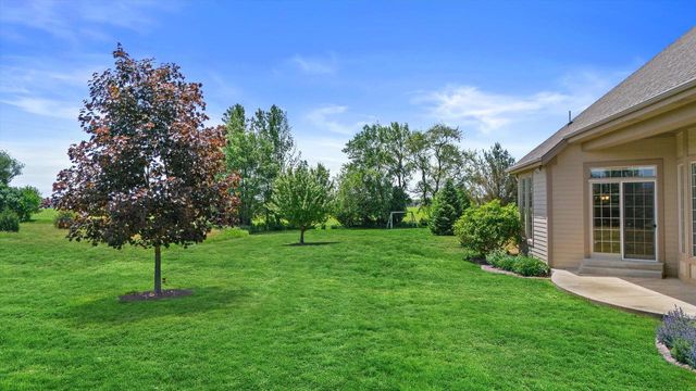 W358N6658 Spring Hollow CIRCLE, Oconomowoc, WI 53066