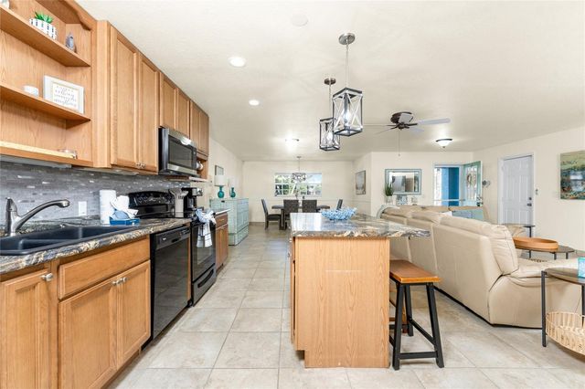 4151 N BEACH ROAD, Englewood, FL 34223