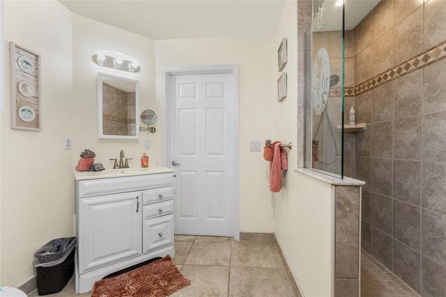 4151 N BEACH ROAD, Englewood, FL 34223