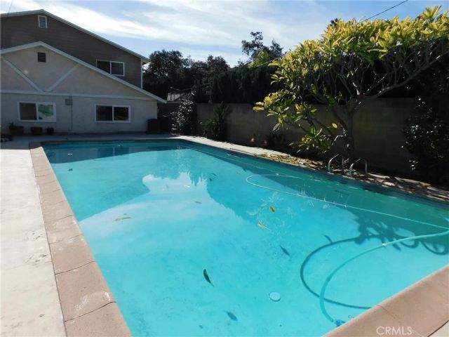 755 Valley View Avenue B, Monrovia, CA 91016
