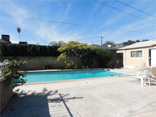 755 Valley View Avenue B, Monrovia, CA 91016