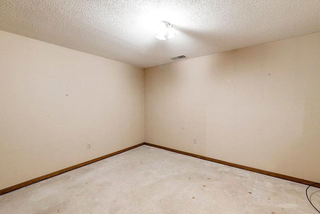 4864 Woodcrest Road, White Bear Lake, MN 55110