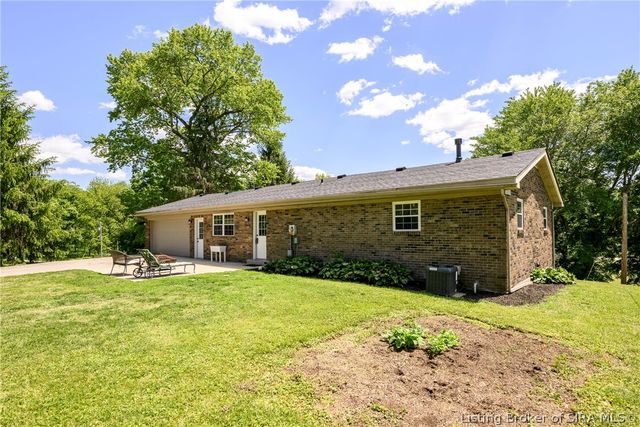 4498 Bethel Road, Floyds Knobs, IN 47119