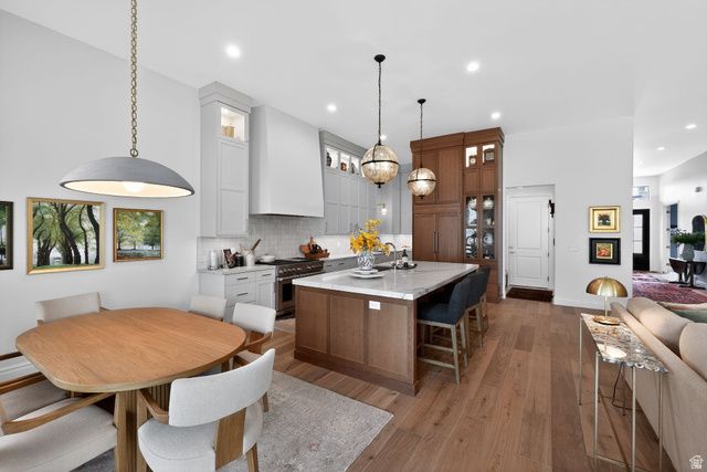 1052 W REINING WAY, Riverton, UT 84065