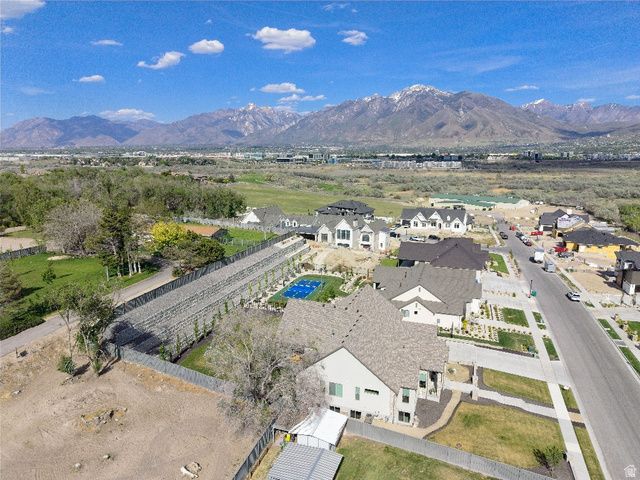 1052 W REINING WAY, Riverton, UT 84065