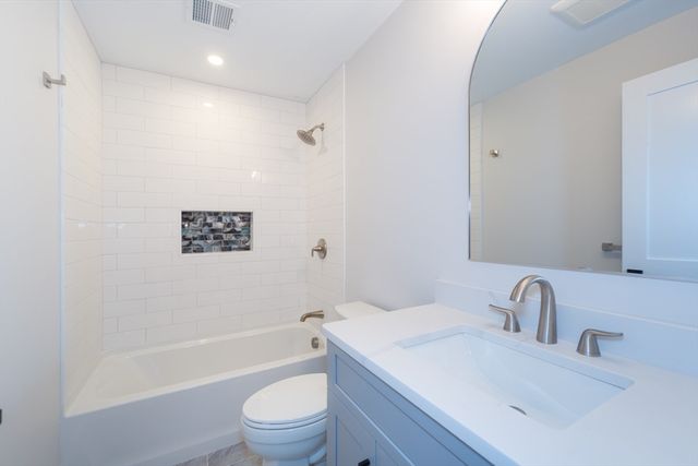 6 Briar Ln, Natick, MA 01760