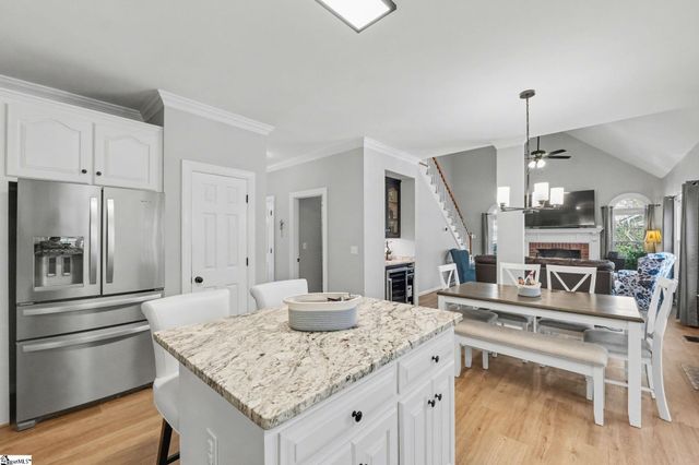 4 Atchison Way, Simpsonville, SC 29680