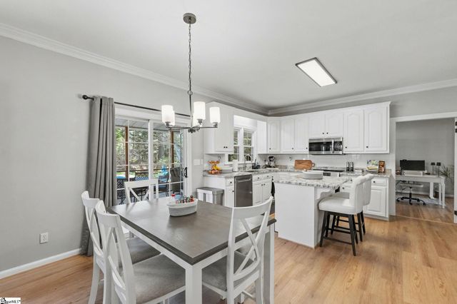 4 Atchison Way, Simpsonville, SC 29680