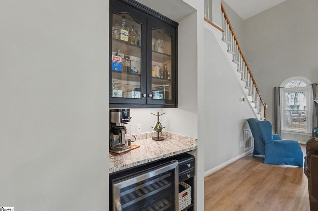 4 Atchison Way, Simpsonville, SC 29680