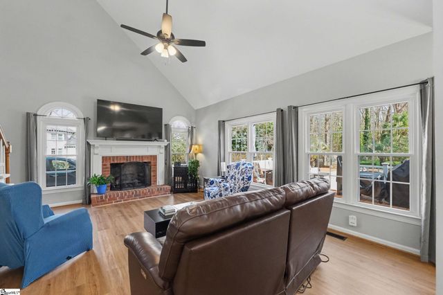 4 Atchison Way, Simpsonville, SC 29680