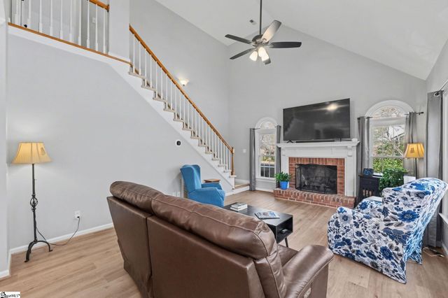 4 Atchison Way, Simpsonville, SC 29680