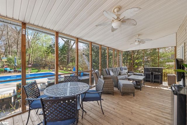 4 Atchison Way, Simpsonville, SC 29680