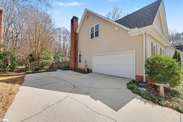 4 Atchison Way, Simpsonville, SC 29680