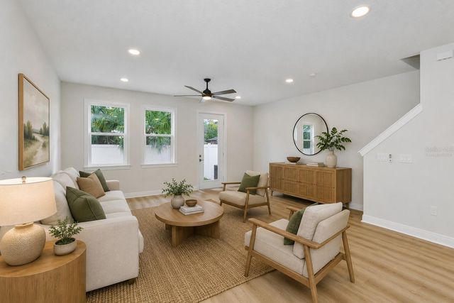 1913 W BEACH STREET, Tampa, FL 33607