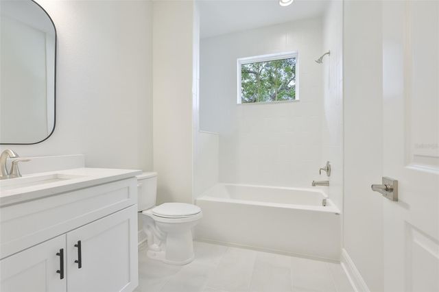 1913 W BEACH STREET, Tampa, FL 33607