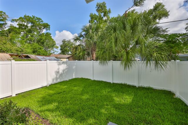 1913 W BEACH STREET, Tampa, FL 33607