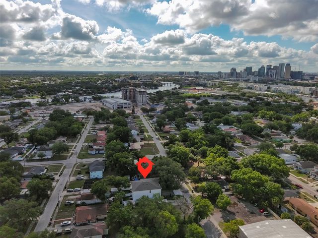 1913 W BEACH STREET, Tampa, FL 33607