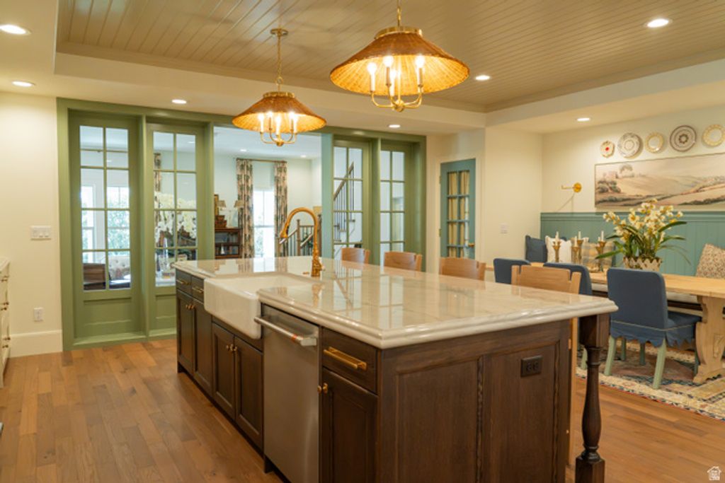 448 E CAPITOL VIEW LN, Salt Lake City, UT 84103 — photo 4