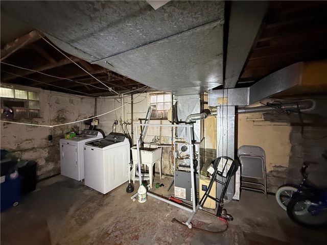 4801 Coleridge St, Stanton Heights, PA 15201