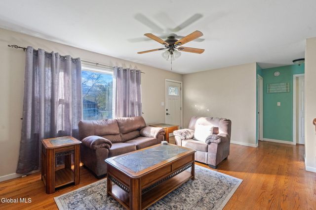 156 Crow Ridge Road, New Scotland, NY 12186