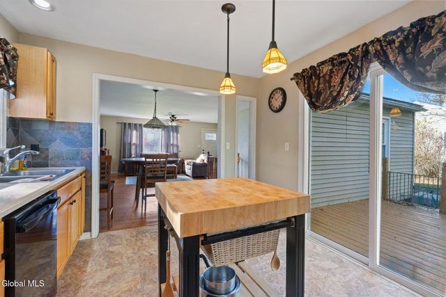 156 Crow Ridge Road, New Scotland, NY 12186