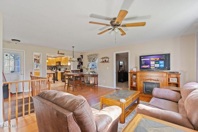 156 Crow Ridge Road, New Scotland, NY 12186