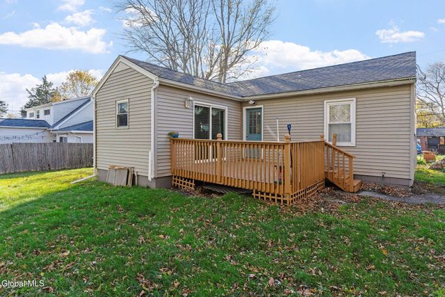 156 Crow Ridge Road, New Scotland, NY 12186