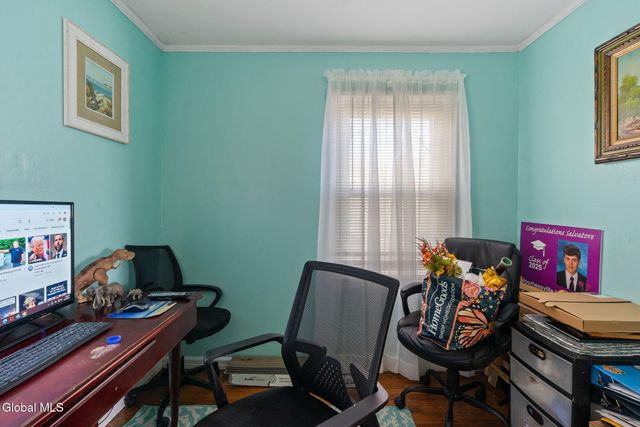 156 Crow Ridge Road, New Scotland, NY 12186