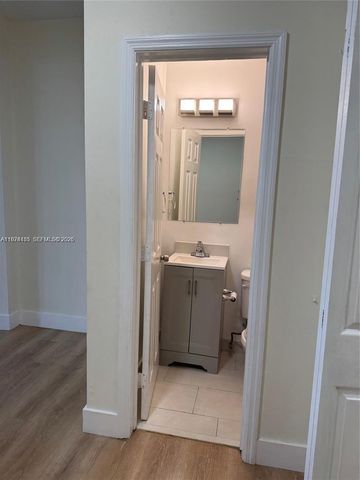 2000 Monroe St 1-15, Hollywood, FL 33020