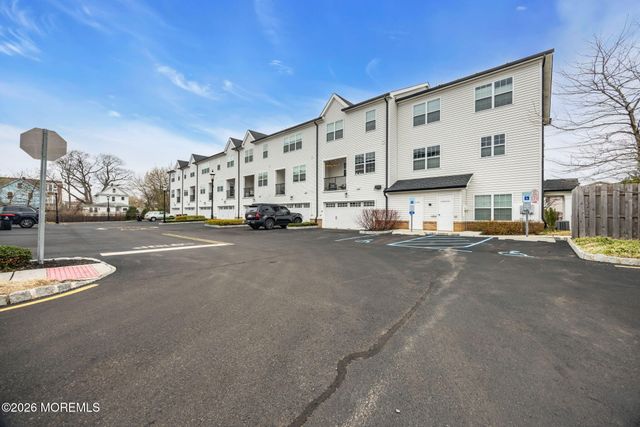 24 Catherine Street, Red Bank, NJ 07701