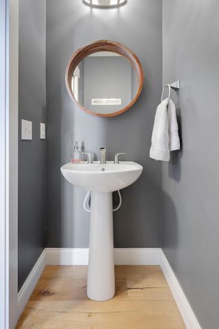 3600 10th Avenue S, Minneapolis, MN 55407