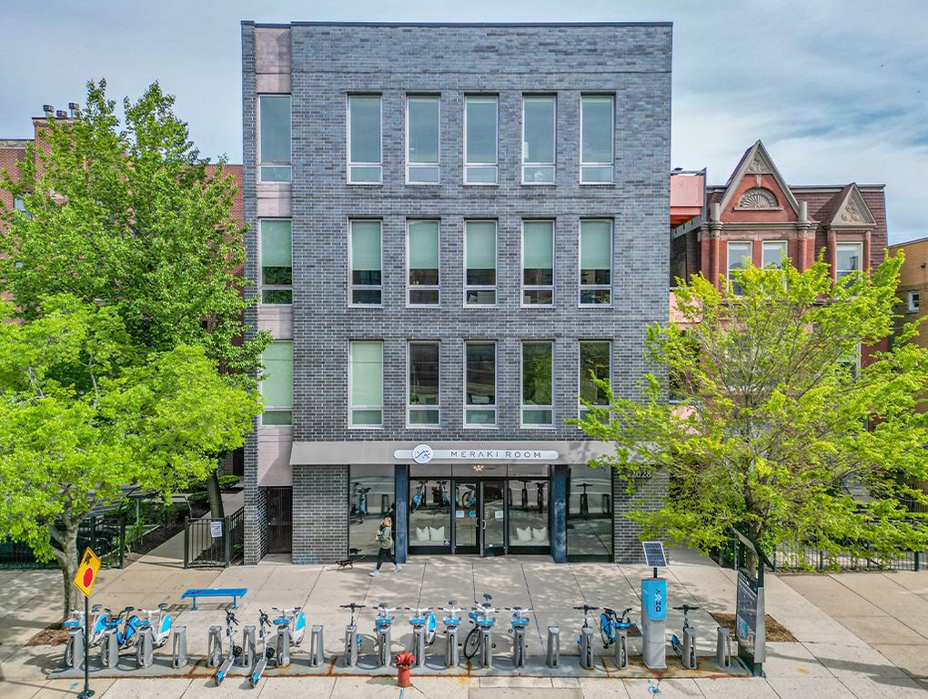 2028 W Division Street, Chicago, IL 60622