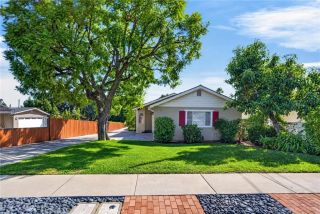 300 W Laurel Avenue, Sierra Madre, CA 91024